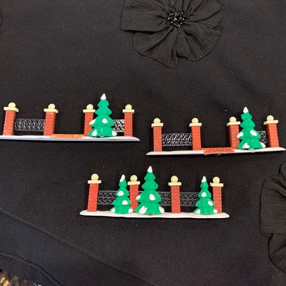 Dept 56, Heritage Village Fences, EUC - Picture 5 of 8